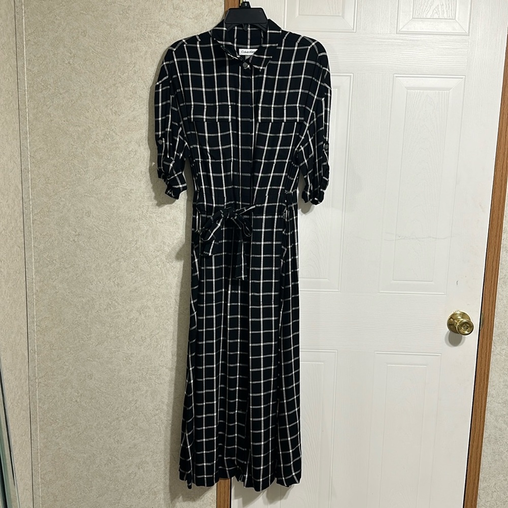 super cute black and white dress